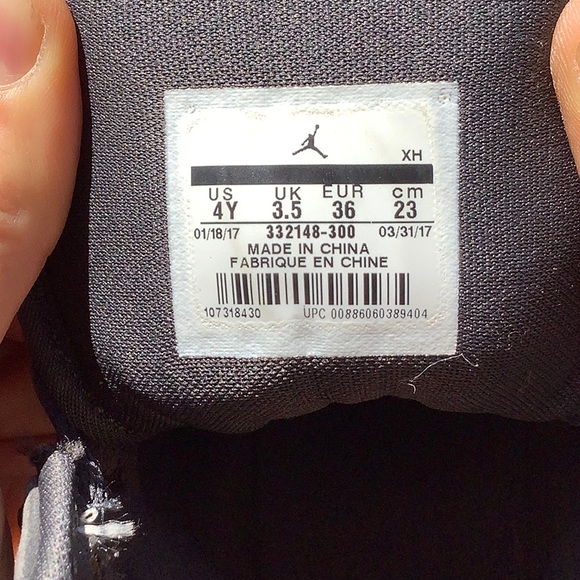 Kids Air Jordan High-Tops - Picture 3 of 3